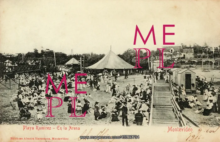 : Uruguay - Montevideo - Ramirez Beach and arena : Uruguay - Montevideo - Ramirez Beach and arena