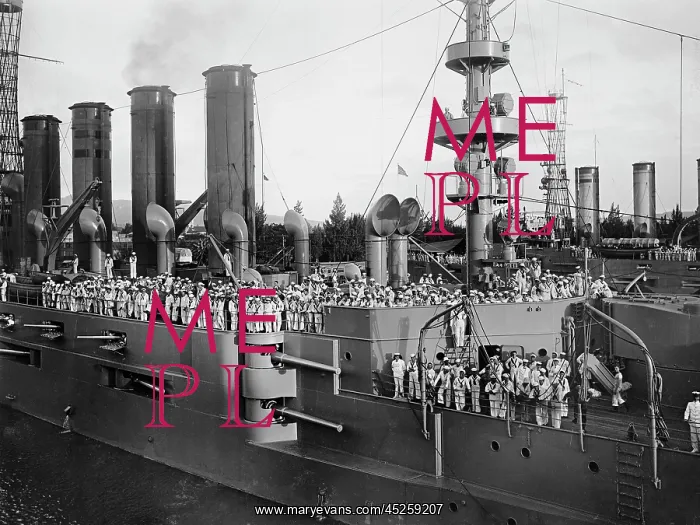 : US-American Warship around 1912 : US-American Warship around 1912