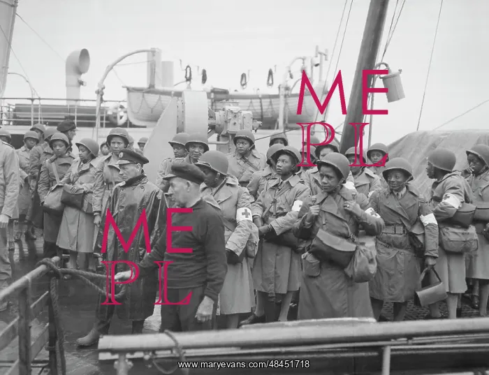 : U.S. Army nurses pull into port of Greenock : U.S. Army nurses pull into port of Greenock