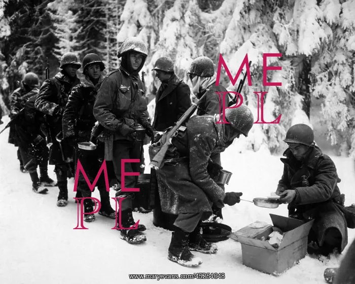 : U.S. Infantrymen at field mess on their way to : U.S. Infantrymen at field mess on their way to