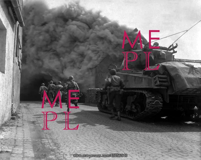 : U.S. infantrymen running through the smoke-filled : U.S. infantrymen running through the smoke-filled