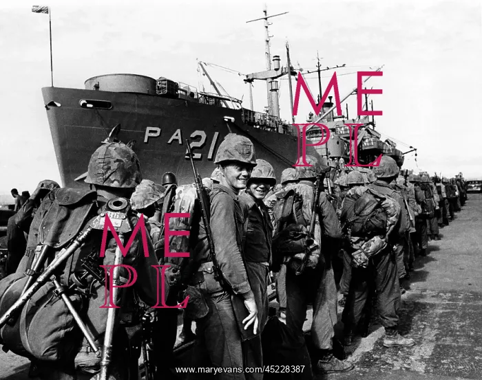 : A U.S. Marine unit leaving Guantanamo Naval ? : A U.S. Marine unit leaving Guantanamo Naval ?