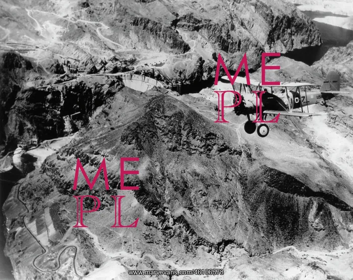 : U.S. Navy plane over the Boulder Dam : U.S. Navy plane over the Boulder Dam