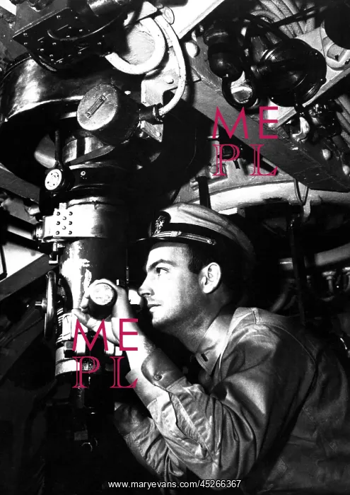 : U.S. officer at the periscope of submarine during : U.S. officer at the periscope of submarine during