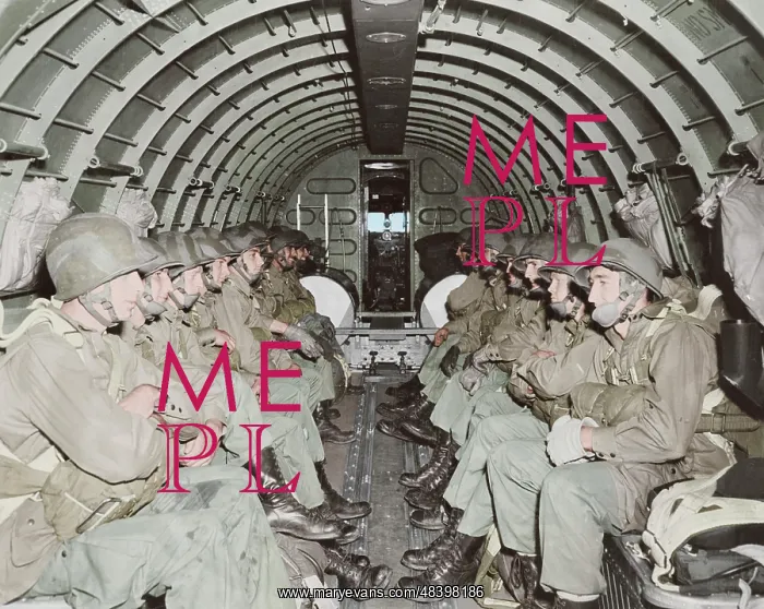: U.S. paratroopers awaiting orders to jump : U.S. paratroopers awaiting orders to jump