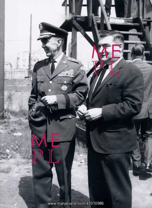 : U.S. Politician Pierre Salinger : U.S. Politician Pierre Salinger