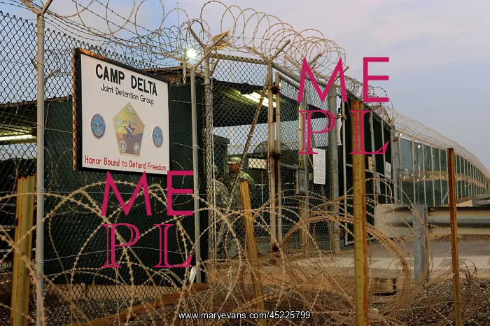 : U.S. Soldiers guard a controlled entryway ? : U.S. Soldiers guard a controlled entryway ?