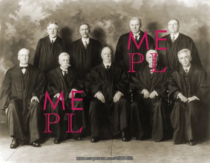 : U.S. Supreme Court in 1925. Left to right: ? : U.S. Supreme Court in 1925. Left to right: ?