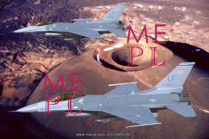  : Two Usaf F-16 Falcons Flying Over