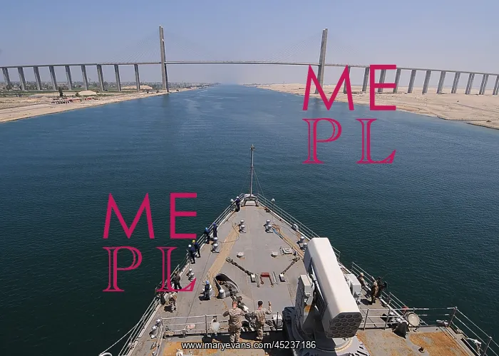 : The USS ASHLAND an amphibious warship approaching ? : The USS ASHLAND an amphibious warship approaching ?
