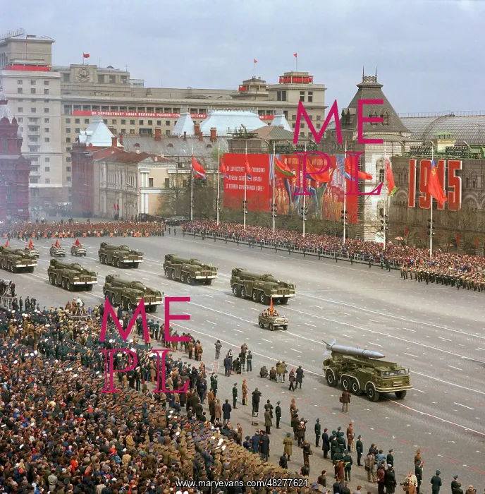 : V-Day parade in Red Square, 1985 : V-Day parade in Red Square, 1985