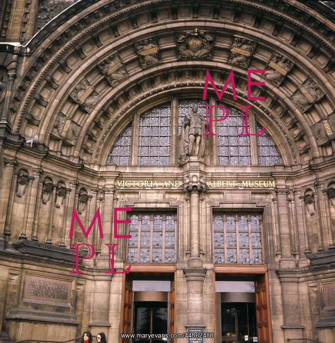 : V & A MAIN ENTRANCE : V & A MAIN ENTRANCE