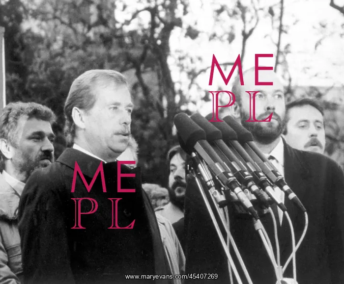 : Vaclav Havel - demonstration - Bratislava : Vaclav Havel - demonstration - Bratislava