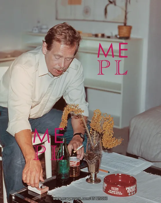 : Vaclav Havel - dissident - playwright : Vaclav Havel - dissident - playwright