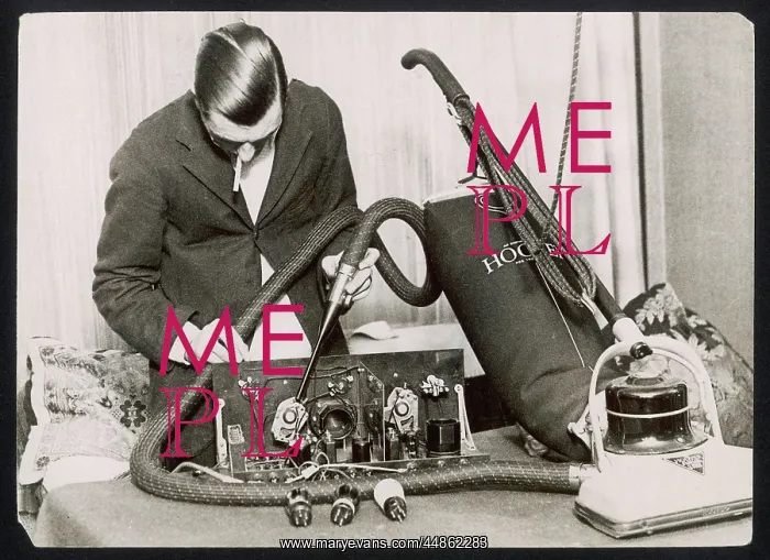 : VACUUMING A WIRELESS : VACUUMING A WIRELESS
