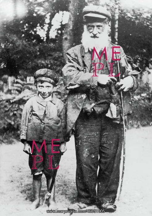: Vagabonds. Grandfather and his grandson. Photograph. 1928 : Vagabonds. Grandfather and his grandson. Photograph. 1928