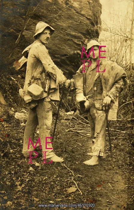 : Two vagabonds on tour - About 1910 : Two vagabonds on tour - About 1910