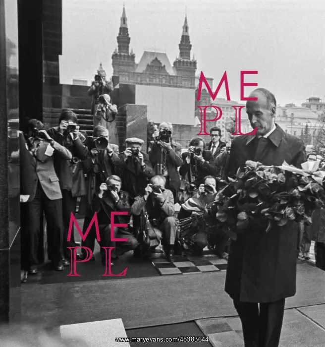 : Valery Giscard d'Estaing visits the USSR : Valery Giscard d'Estaing visits the USSR
