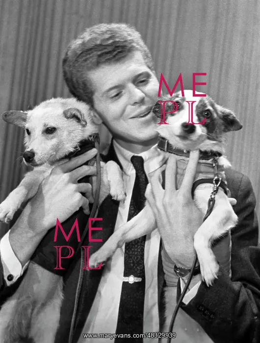 : Van Cliburn tours in USSR : Van Cliburn tours in USSR