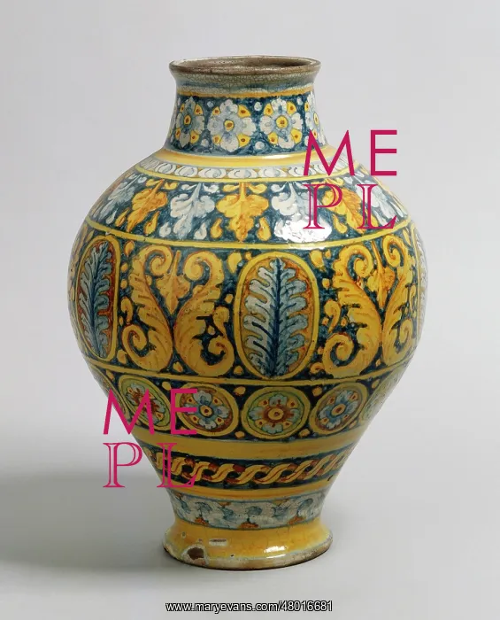 : Vase: bust of a woman : Vase: bust of a woman