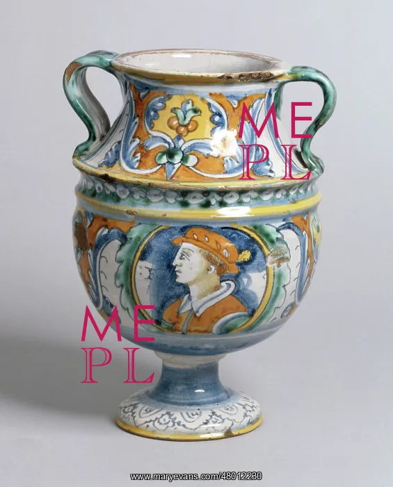 : Vase: busts of man an woman : Vase: busts of man an woman