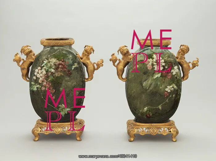 : Vase made of enamelled terracotta : Vase made of enamelled terracotta