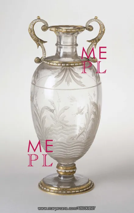 : Vase with two handles : Vase with two handles