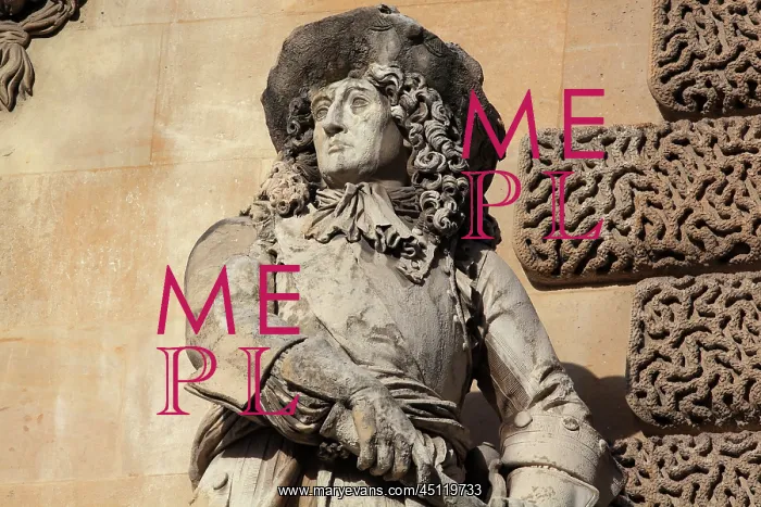 : Vauban statue, Cour Napoleon, Louvre, Paris, France : Vauban statue, Cour Napoleon, Louvre, Paris, France