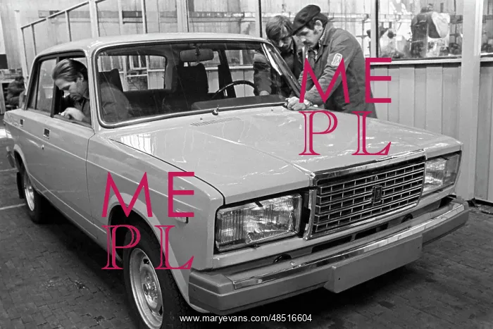 : VAZ-2107 car, 1981 : VAZ-2107 car, 1981