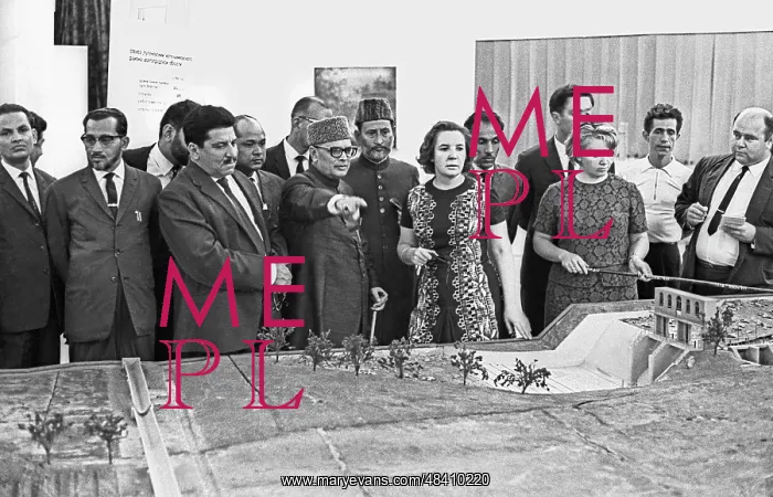 : In VDNKH, 1967 : In VDNKH, 1967
