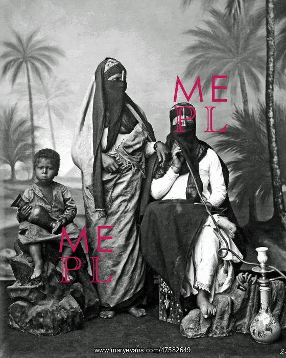 : Veiled women and child, with hookah, Egypt : Veiled women and child, with hookah, Egypt