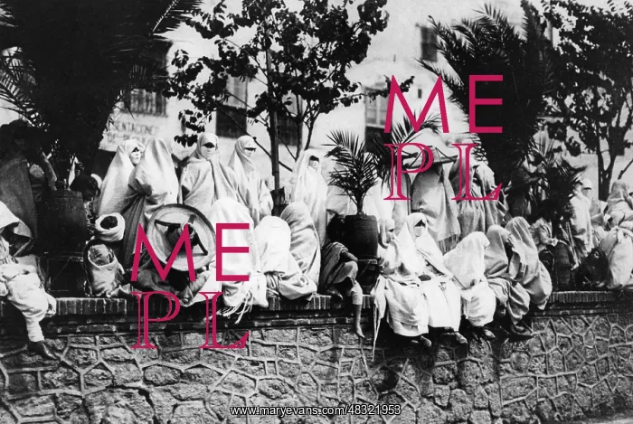 : Veiled women in Morocco, 1926 : Veiled women in Morocco, 1926