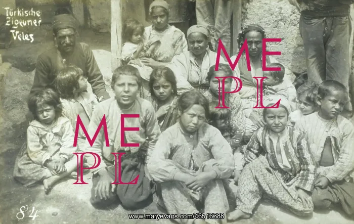 : Veles, Macedonia - Gypsies : Veles, Macedonia - Gypsies