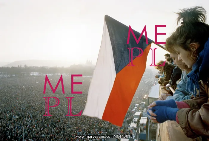 : Velvet Revolution - Demonstrations in Prague : Velvet Revolution - Demonstrations in Prague