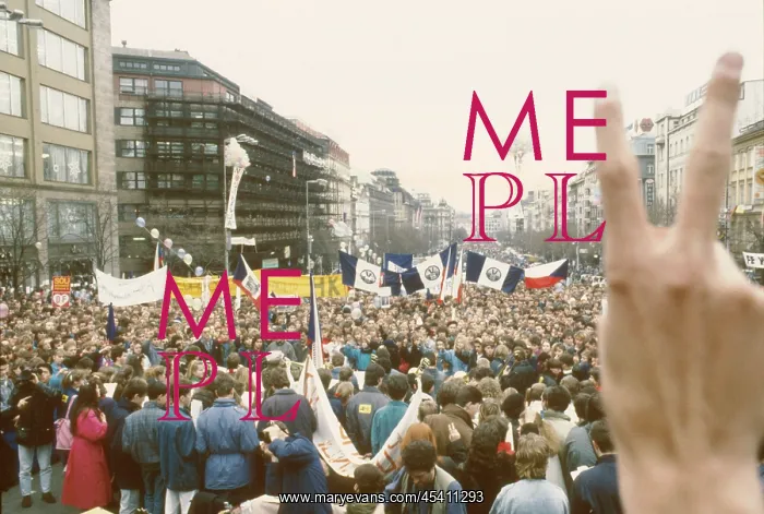 : Velvet Revolution - Demonstrations in Prague : Velvet Revolution - Demonstrations in Prague