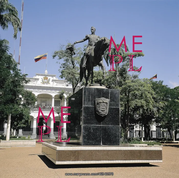 : VENEZUELA. ZULIA. Maracaibo. Monument to Simon : VENEZUELA. ZULIA. Maracaibo. Monument to Simon