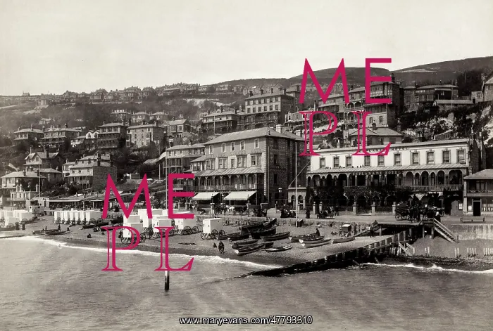 : Ventnor, Isle of Wight, bathing huts, wagons, beach : Ventnor, Isle of Wight, bathing huts, wagons, beach