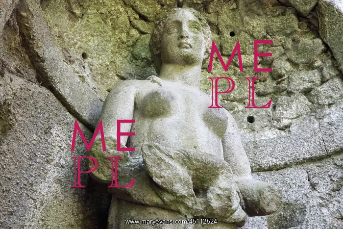 : Venus statue, Garden of Bomarzo, Bomarzo, Lazio, Italy : Venus statue, Garden of Bomarzo, Bomarzo, Lazio, Italy