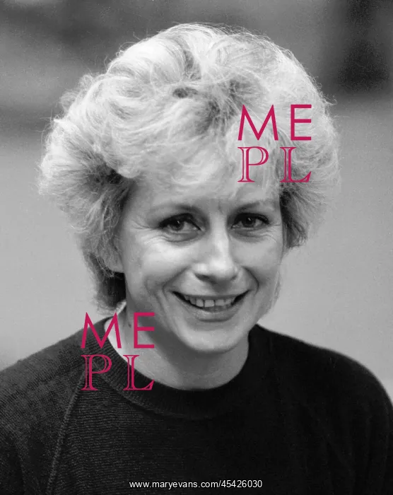  : Vera Caslavska