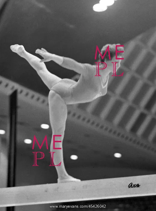 : Vera Caslavska - gymnastics - beam : Vera Caslavska - gymnastics - beam