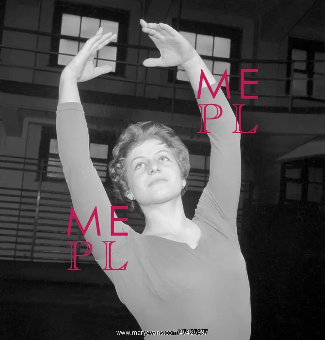 : Vera Caslavska - training - practise : Vera Caslavska - training - practise