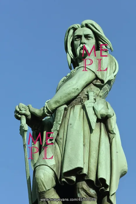: Vercingetorix Monument, MuseoParc Alesia : Vercingetorix Monument, MuseoParc Alesia