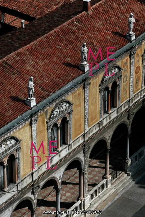 : Verona. High angle view of the Loggia del Consiglio : Verona. High angle view of the Loggia del Consiglio