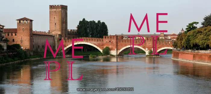 : Verona. Panoramic view of the crenellated bridge of the Castelvecchio crossing : Verona. Panoramic view of the crenellated bridge of the Castelvecchio crossing
