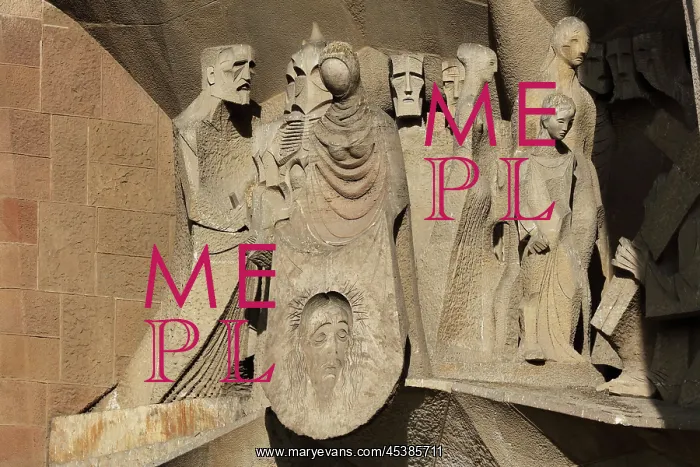 : Veronica group, Passion facade, Sagrada Familia, Barcelona : Veronica group, Passion facade, Sagrada Familia, Barcelona