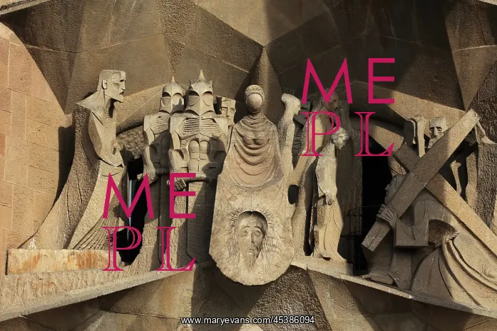 : Veronica group, Passion facade, Sagrada Familia, Barcelona : Veronica group, Passion facade, Sagrada Familia, Barcelona