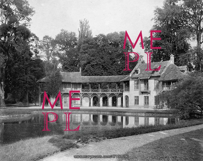  : VERSAILLES / HAMEAU 1900