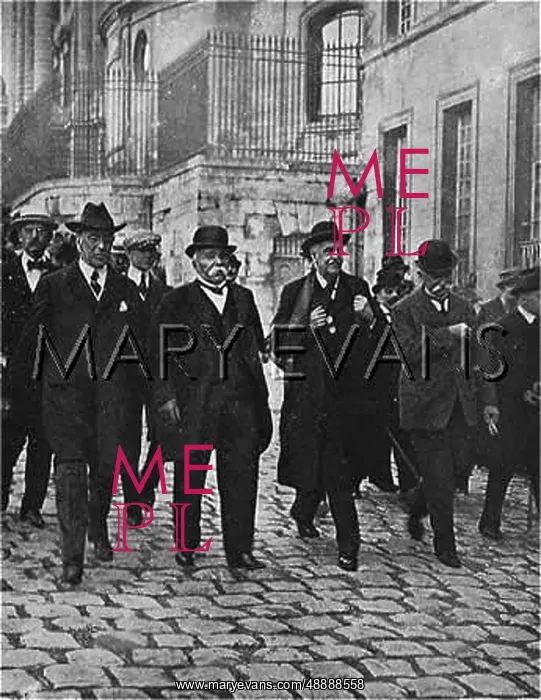 : VERSAILLES TREATY / 28 JUN : VERSAILLES TREATY / 28 JUN