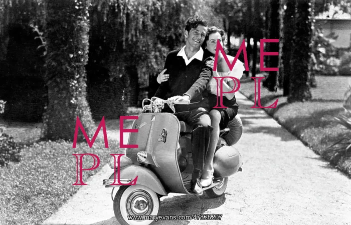 : Vespa Scooter - 1960s : Vespa Scooter - 1960s