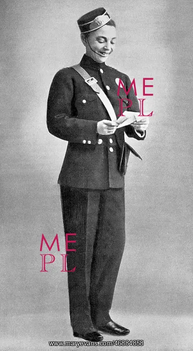 : Vesta Tilley as a messenger boy : Vesta Tilley as a messenger boy